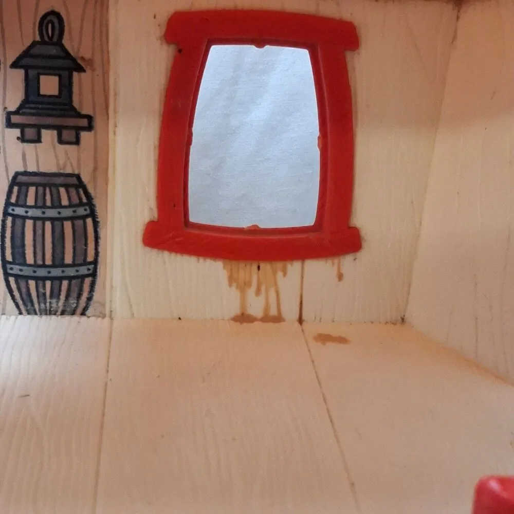 Vintage 1974 Hasbro Weebles Wobble Treehouse Playset 1 Person Included READ